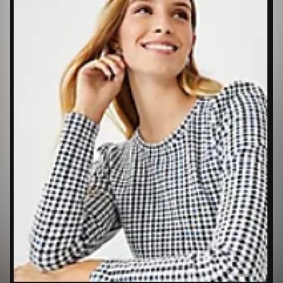 Ann Taylor gingham houndstooth, puff sleeve Top - Picture 1 of 7